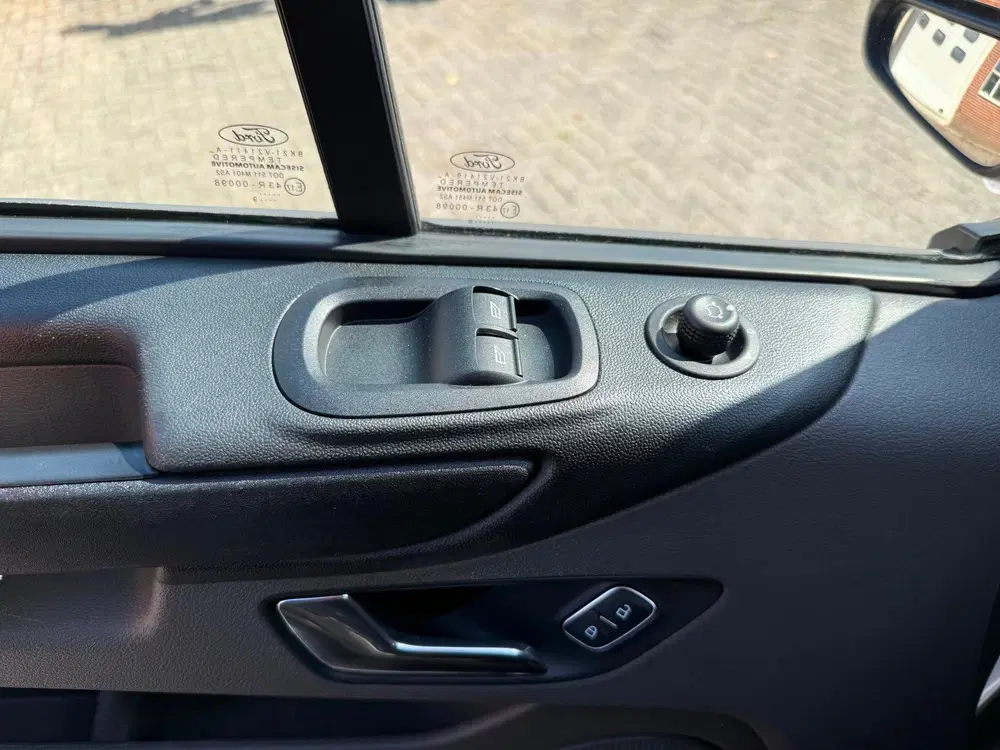 Ford Transit Custom 300 2.0 TDCI Trend 2x schuifdeur camera uit 2019, foto 16
