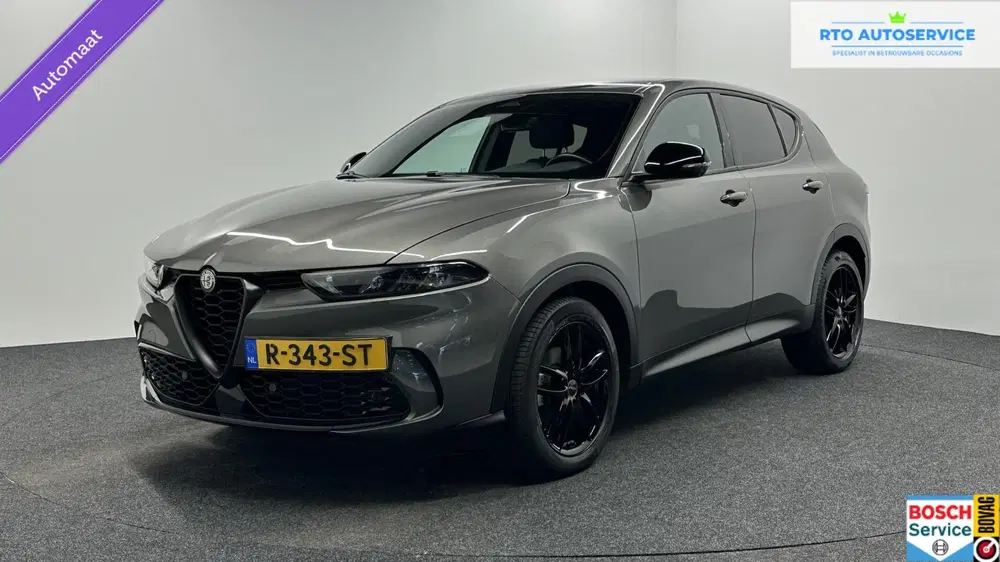 Alfa Romeo Tonale 1.5T Hybrid Sprint NAVI CARPLAY LEER ADAPT uit 2022