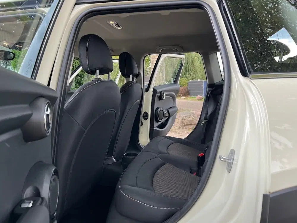 Mini Cooper Cooper 5-deurs 1.5i 102pk CarPlay Climate uit 2020, foto 15