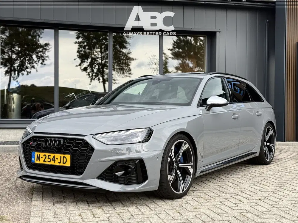 Audi RS4 2.9 TFSI quattro B&O Massage (bj 2021) uit 2021