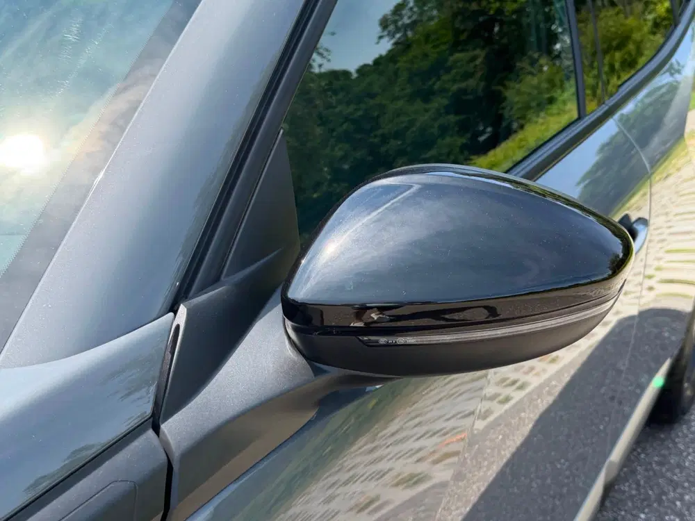Peugeot 2008 1.2 PureTech 100 Allure uit 2025, foto 19