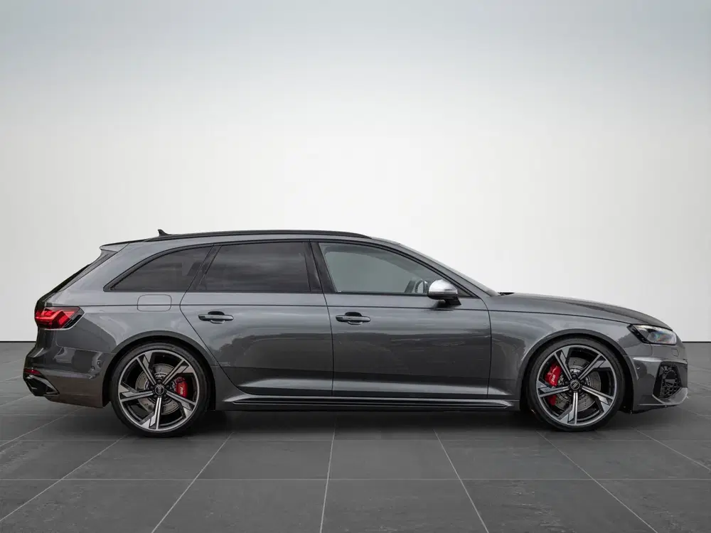Audi RS4 2.9 TFSI 450pk Quattro Pano Dynamic B&O 20 uit 2021, foto 11