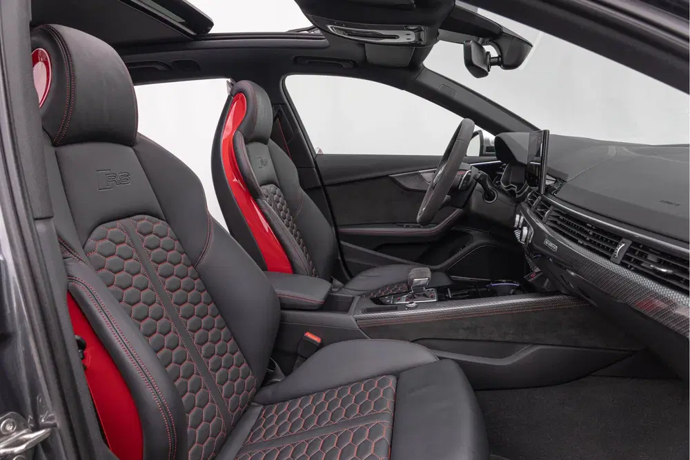 Audi RS4 2.9 TFSI 450pk Quattro Pano Dynamic B&O 20 uit 2021, foto 4