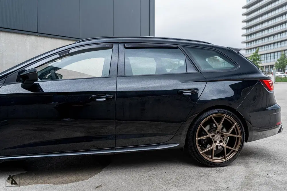 SEAT Leon 2.0 TSI uit 2019, foto 10