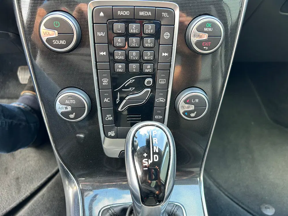 Volvo V40 Cross Country V40 1.5 T3 152PK Geartronic 2019 Blauw uit 2019, foto 14