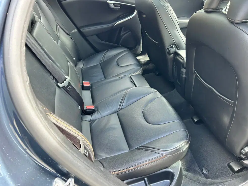 Volvo V40 Cross Country V40 1.5 T3 152PK Geartronic 2019 Blauw uit 2019, foto 9