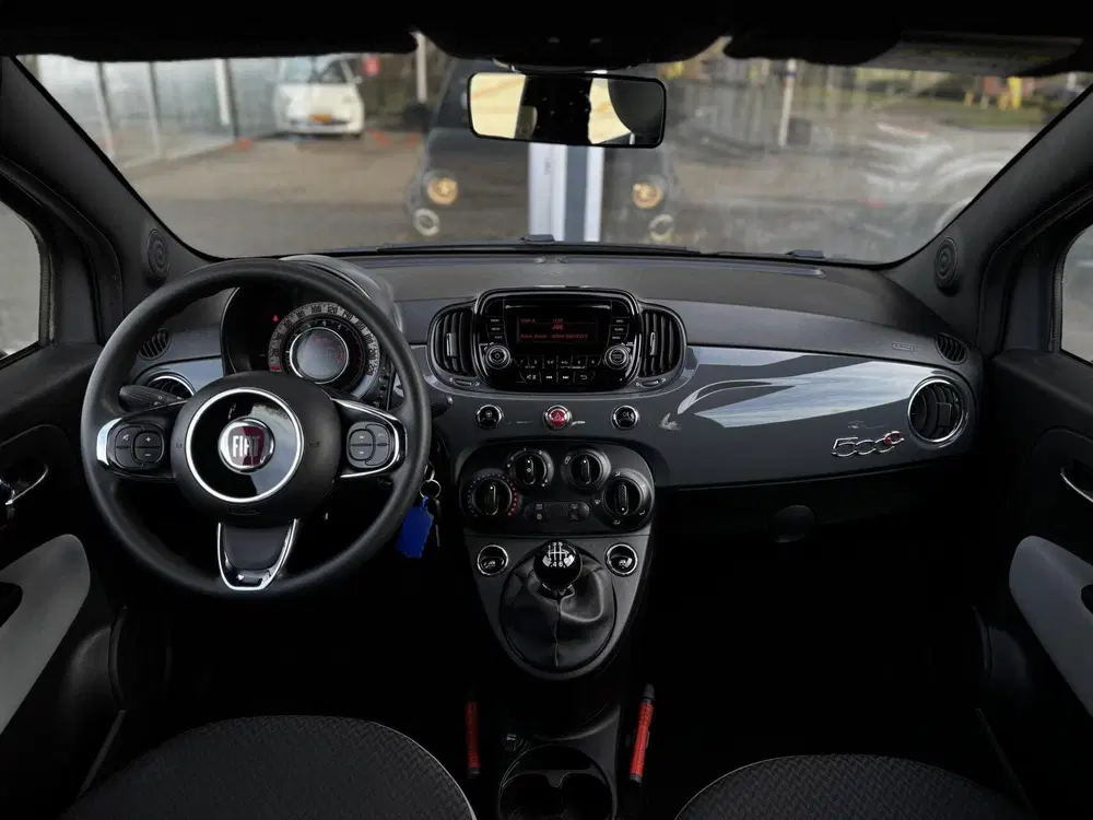 Fiat 500C 500 1.0HybridPop uit 2020, foto 2