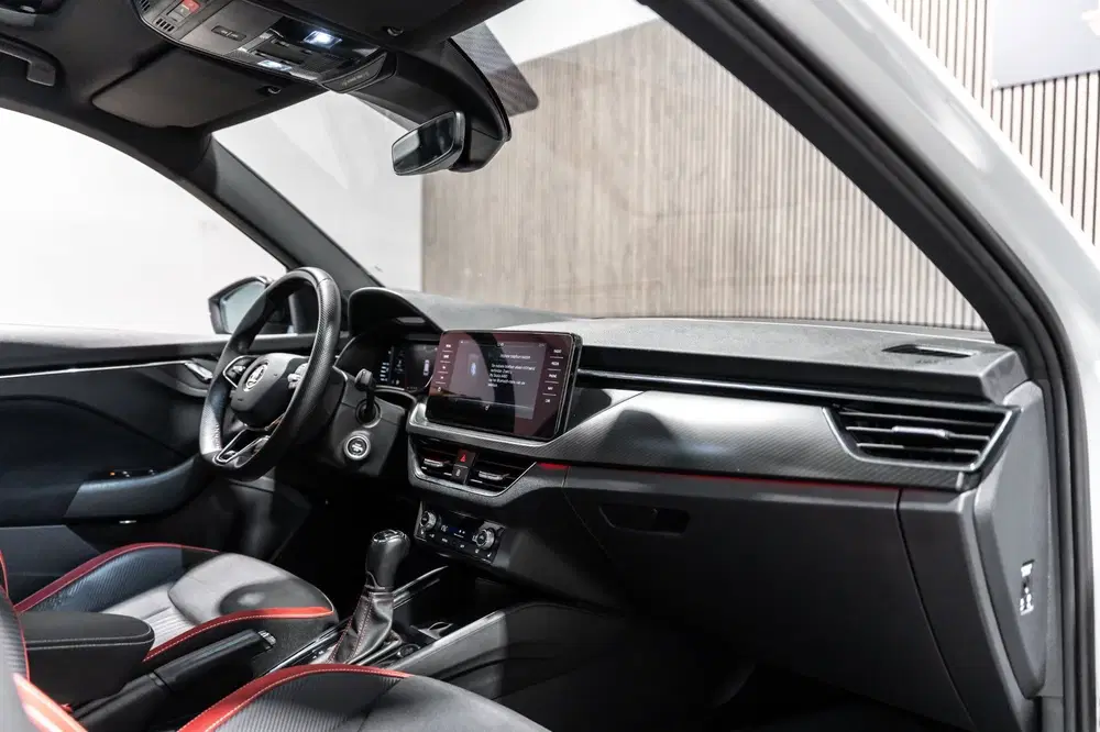 Skoda Kamiq 1.0 TSI DSG Monte Carlo Led Camera uit 2021, foto 12