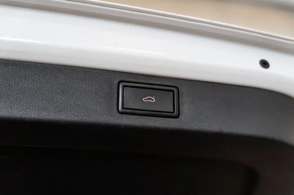 Skoda Kamiq 1.0 TSI DSG Monte Carlo Led Camera uit 2021, foto 20