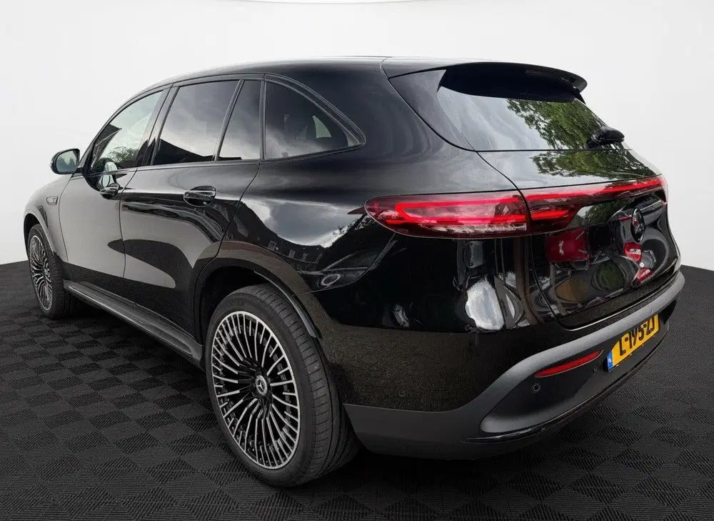 Mercedes-Benz EQC 400 4MATIC AMG Line Premium+ uit 2021, foto 8