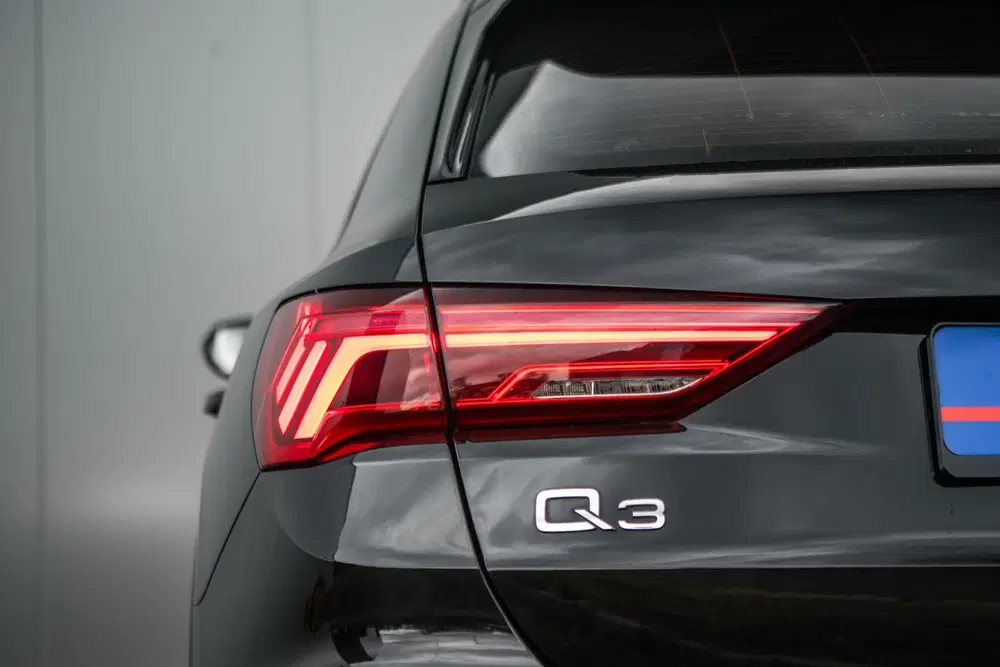 Audi Q3 45 TFSI e edition uit 2023, foto 6