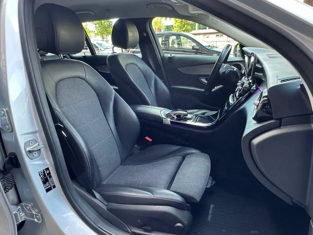 Mercedes-Benz C-Klasse 180 Premium Plus Pack Leer Nav uit 2019, foto 11