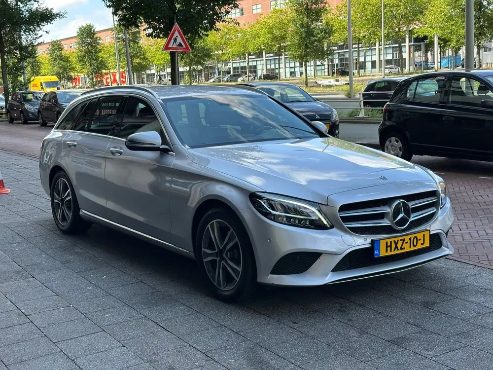 Mercedes-Benz C-Klasse 180 Premium Plus Pack Leer Nav uit 2019, foto 4