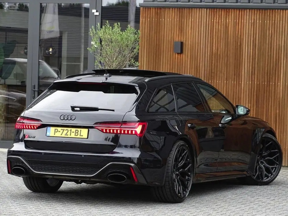 Audi RS6 V8T 601PK Quattro uit 2020, foto 8