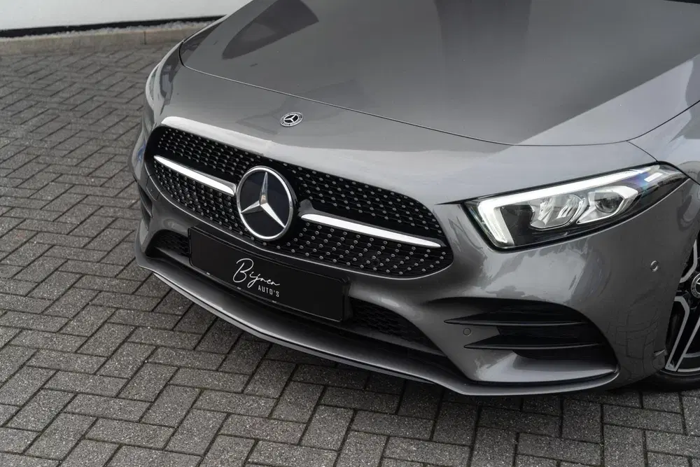 Mercedes-Benz A-Klasse Mercedes A-klasse 250 e AMG NIGHT PANO uit 2020, foto 4