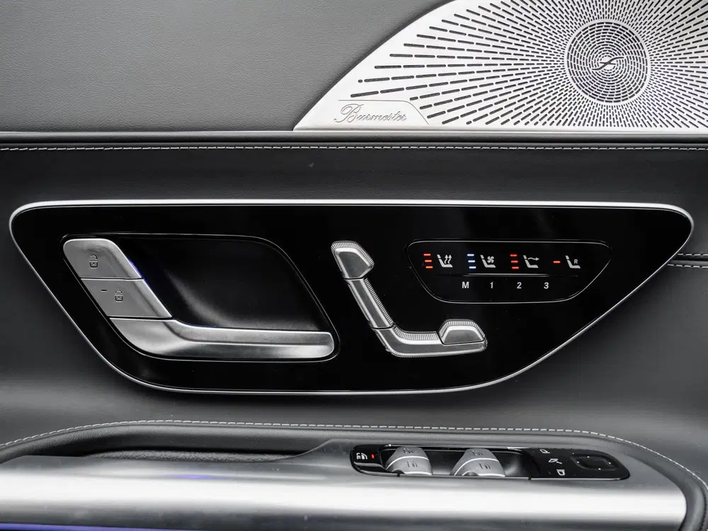 Mercedes-Benz SL Klasse 55 AMG 4MATIC+ Roadster uit 2024, foto 13