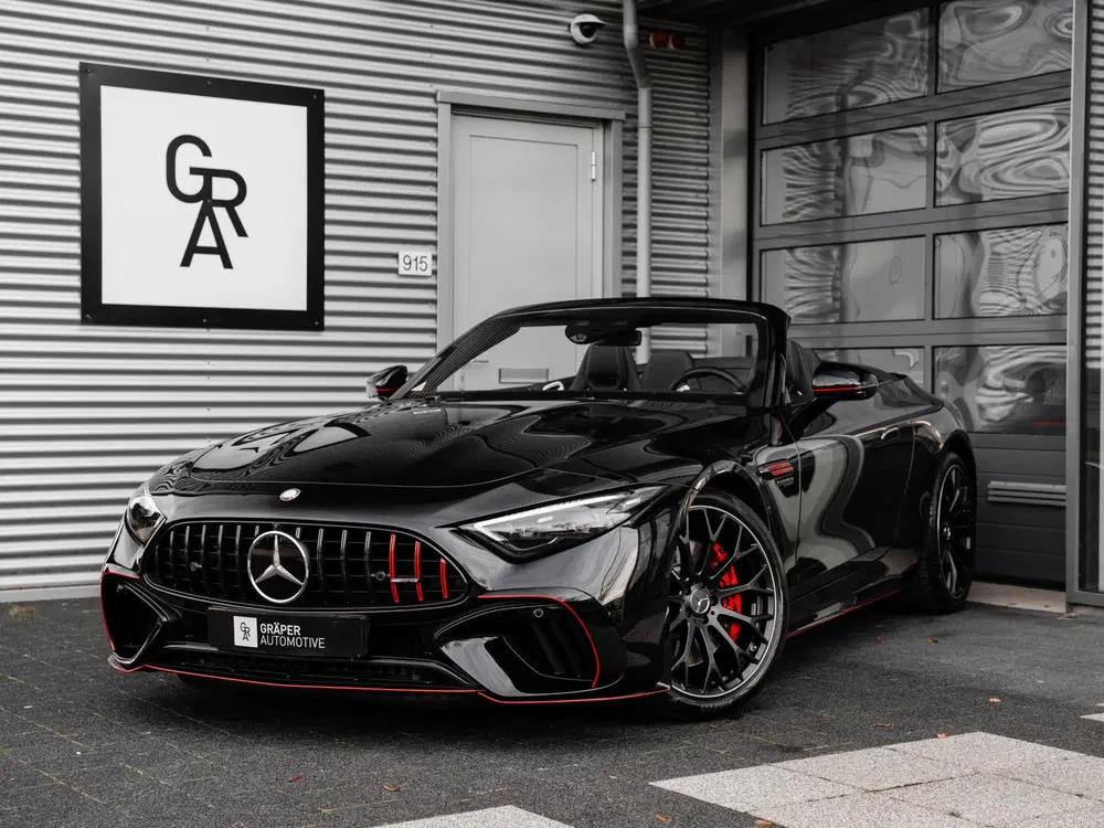 Mercedes-Benz SL Klasse 55 AMG 4MATIC+ Roadster uit 2024, foto 2