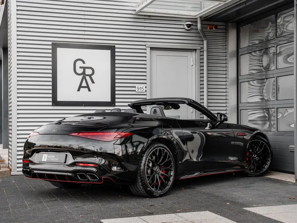 Mercedes-Benz SL Klasse 55 AMG 4MATIC+ Roadster uit 2024, foto 5