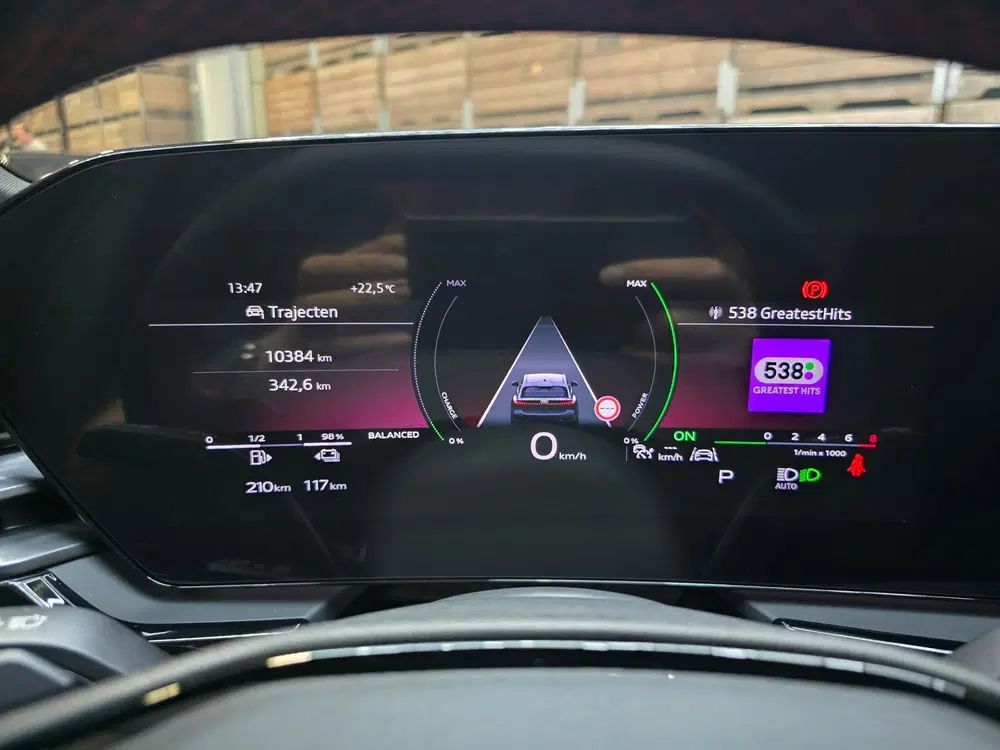 Audi A5 2.0 e-hybrid quattro S edition Competition uit 2025, foto 11