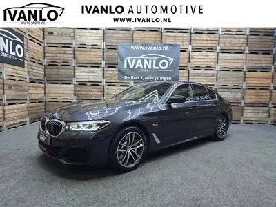 BMW 5-serie 530e Business Edition Plus HUD Navi LED Me uit 2023