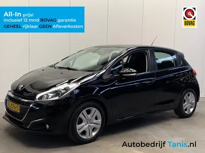 Peugeot 208 1.2 PureTech Signature NAVIGATIE-AIRCO-PDC uit 2019