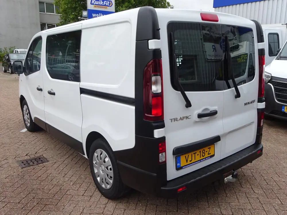 Renault Trafic 2.0 dCi 120 T29 L1H1 2 x SCHUIFDEUR AIRCO uit 2021, foto 3