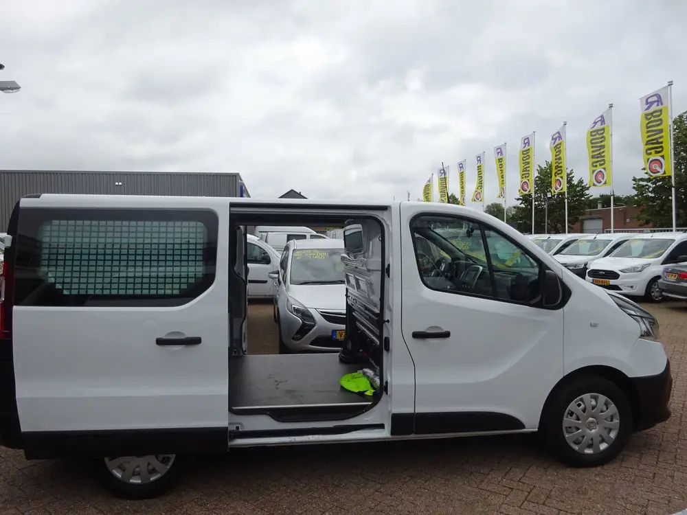 Renault Trafic 2.0 dCi 120 T29 L1H1 2 x SCHUIFDEUR AIRCO uit 2021, foto 6
