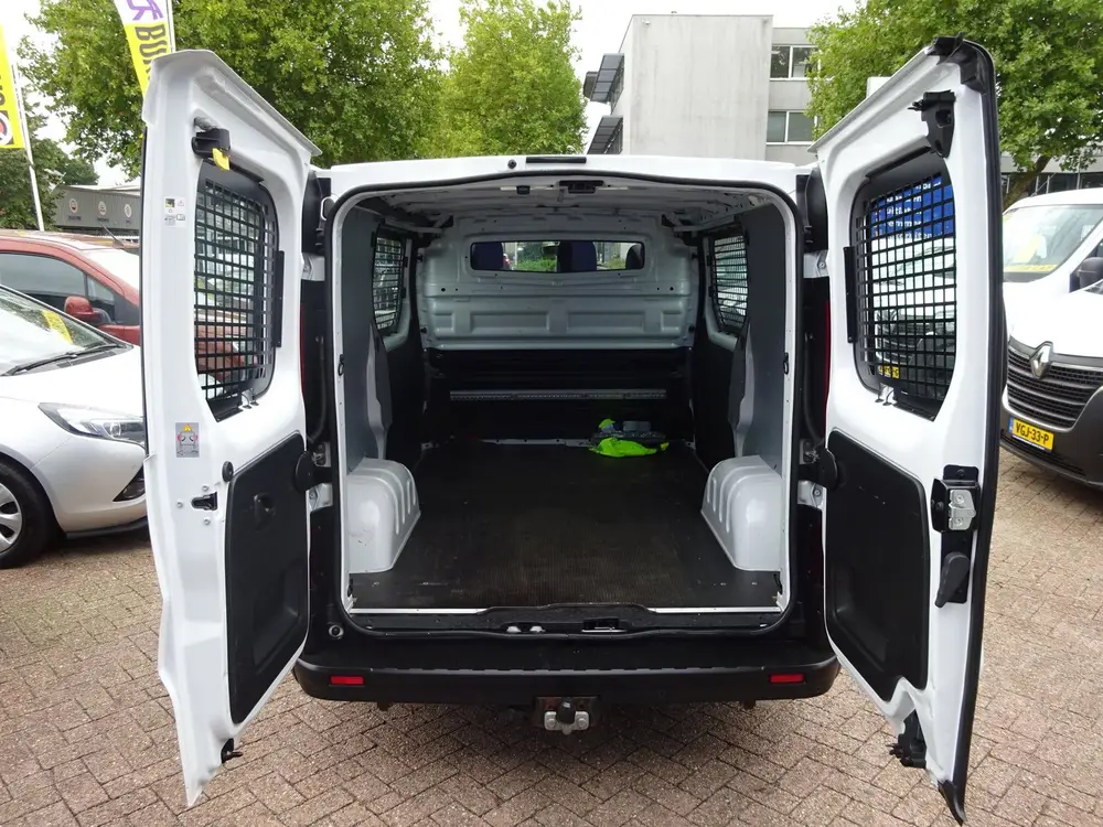 Renault Trafic 2.0 dCi 120 T29 L1H1 2 x SCHUIFDEUR AIRCO uit 2021, foto 9