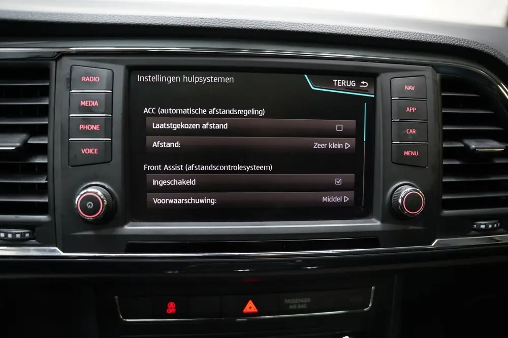SEAT Ateca 1.5 TSI FR PANO VIRTUAL SFEER CAMERA TREKH uit 2019, foto 19