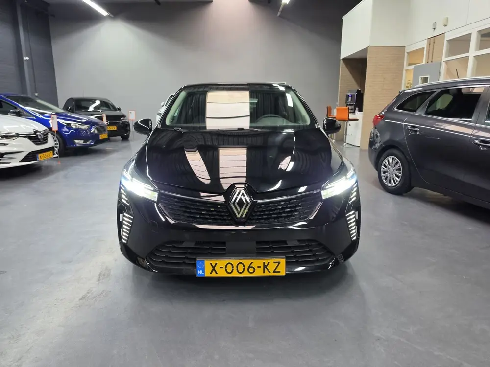 Renault Clio 1.0 TCe 90 GPF evolution LED CARPLAY ACC N uit 2023, foto 2