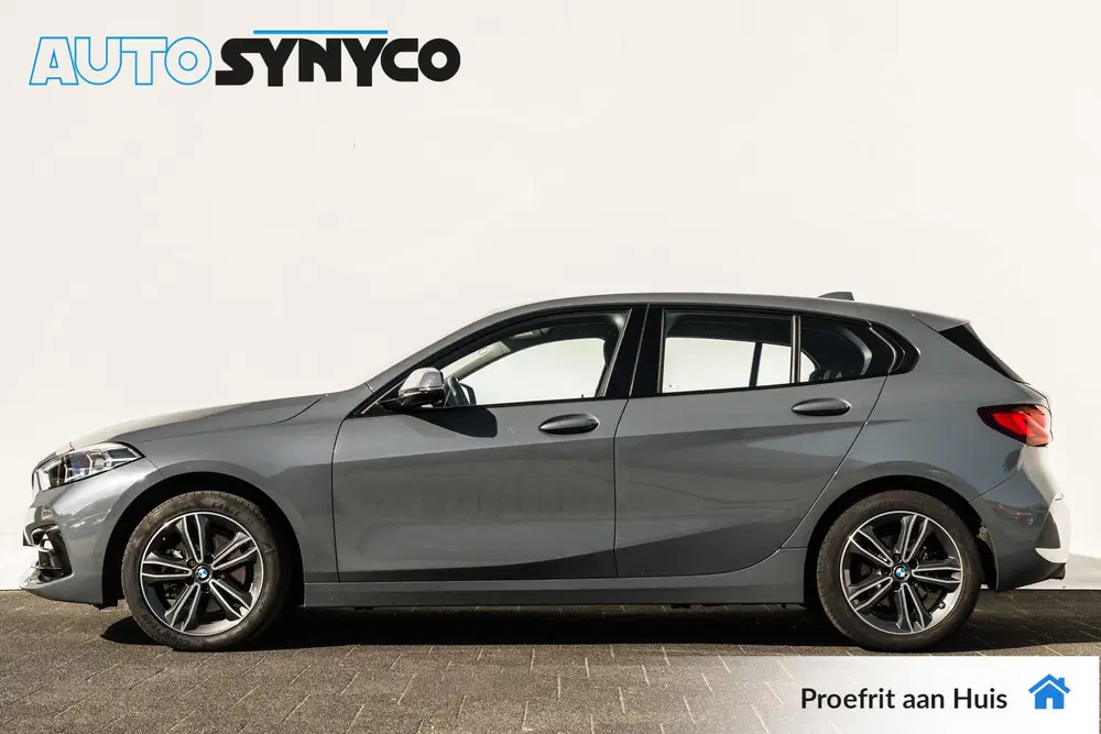 BMW 1-serie 118i Bus. Ed. Plus uit 2021, foto 2