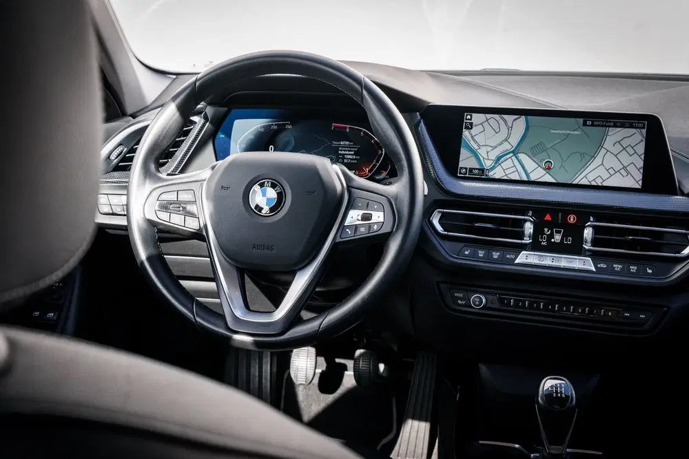 BMW 1-serie 118i Bus. Ed. Plus uit 2021, foto 5