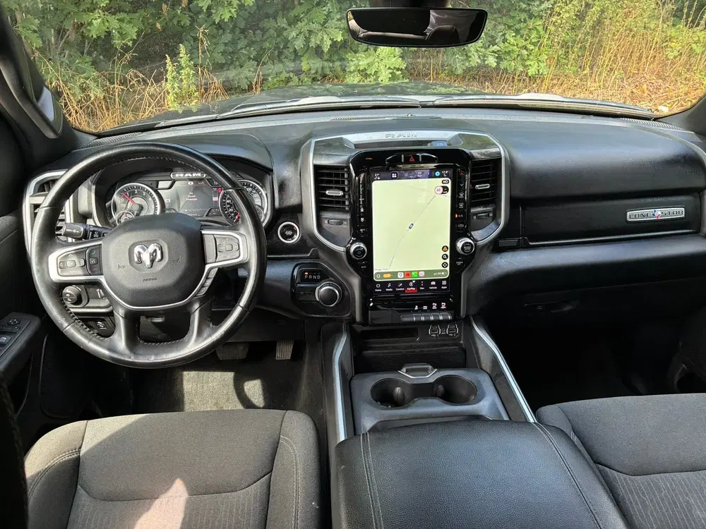 Dodge RAM Longhorn V8 uit 2022, foto 3
