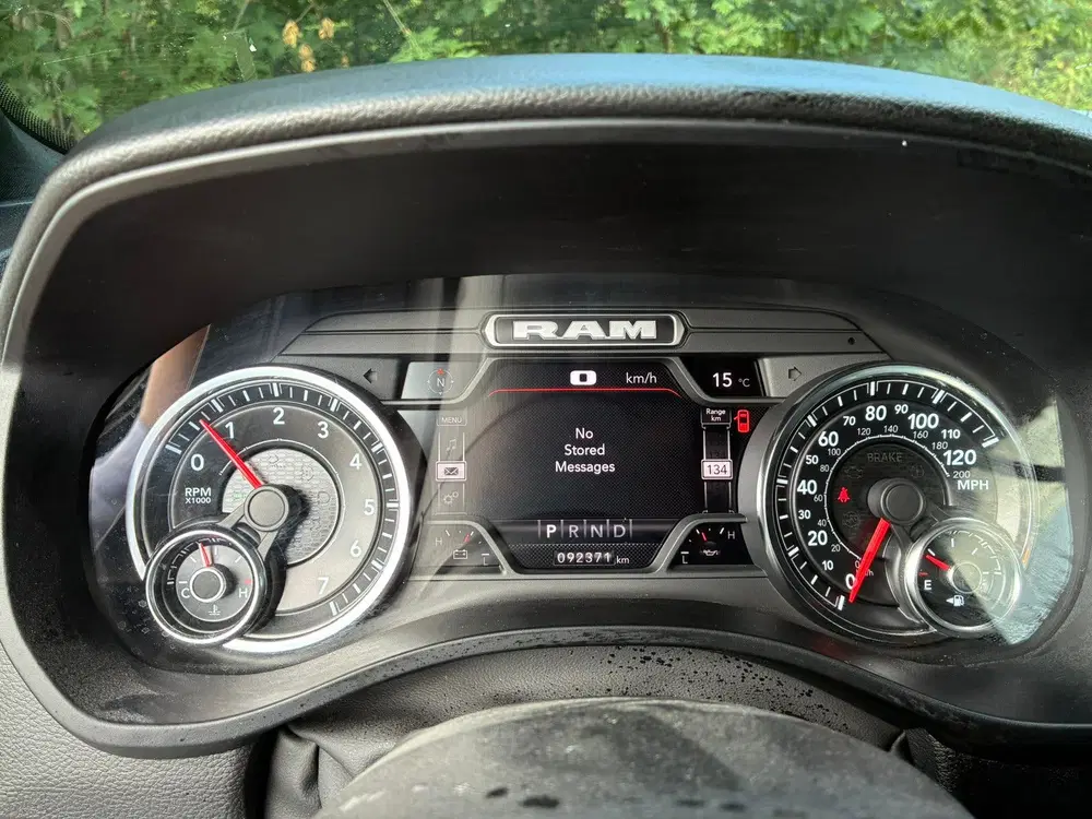 Dodge RAM Longhorn V8 uit 2022, foto 5
