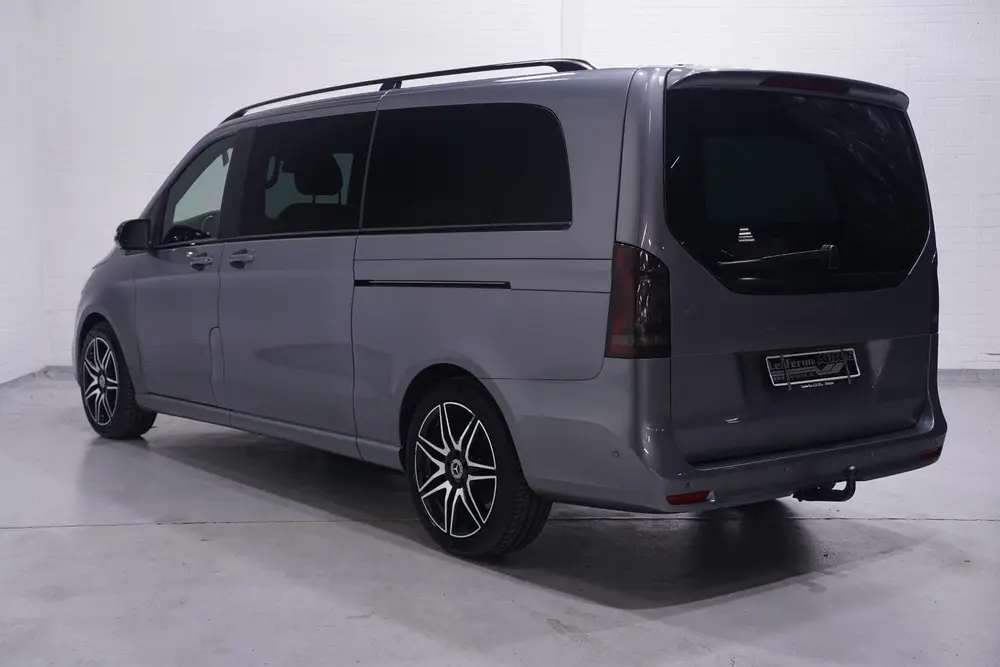 Mercedes-Benz V-Klasse 300d Dubbel Cabine L3 AMG Line Airmat uit 2022, foto 3