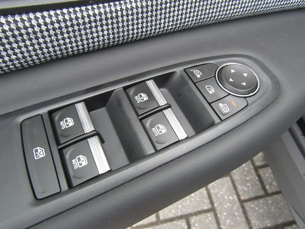 Renault 4 52kWh 150pk comfort range Iconic uit 2026, foto 7