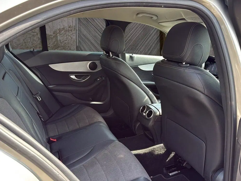 Mercedes-Benz C-Klasse 200 Business Solution AMG 6 maand gar uit 2019, foto 11