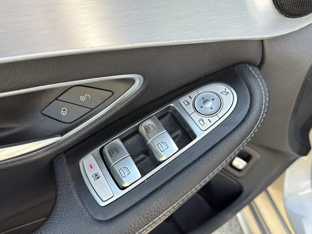 Mercedes-Benz C-Klasse 200 Business Solution AMG 6 maand gar uit 2019, foto 17