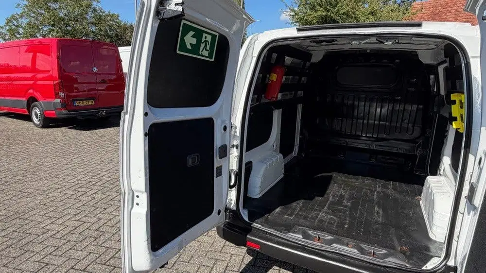 Nissan NV200 ZERO EMISSIE 40KWH 80KW 120PK AIRCO uit 2019, foto 13