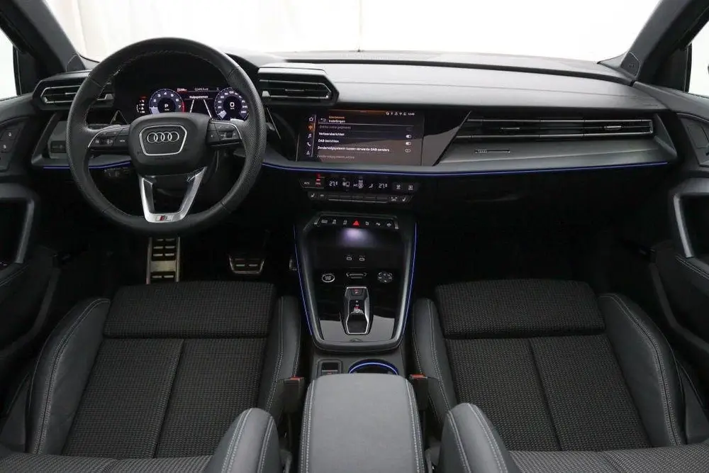 Audi A3 35 TFSI S Edition 3x S-LINE uit 2025, foto 7