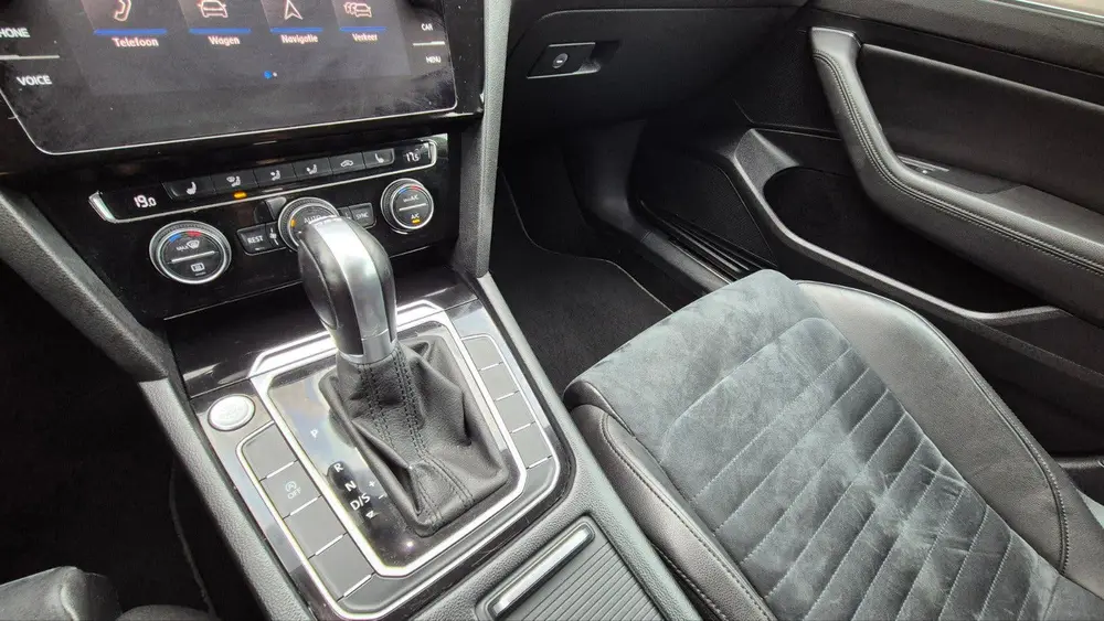 Volkswagen Passat VW Passat 1.5 TSI 150pk 2xR-Line 2019 Zwar uit 2019, foto 18