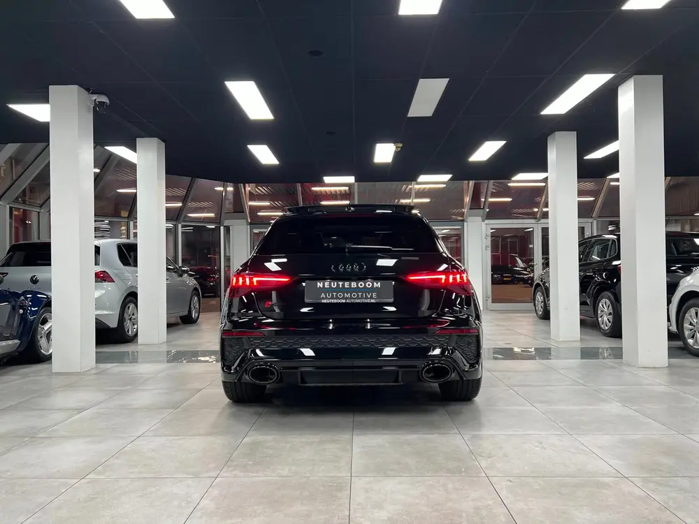 Audi A3 2.5 RS 3 quattro uit 2022, foto 3