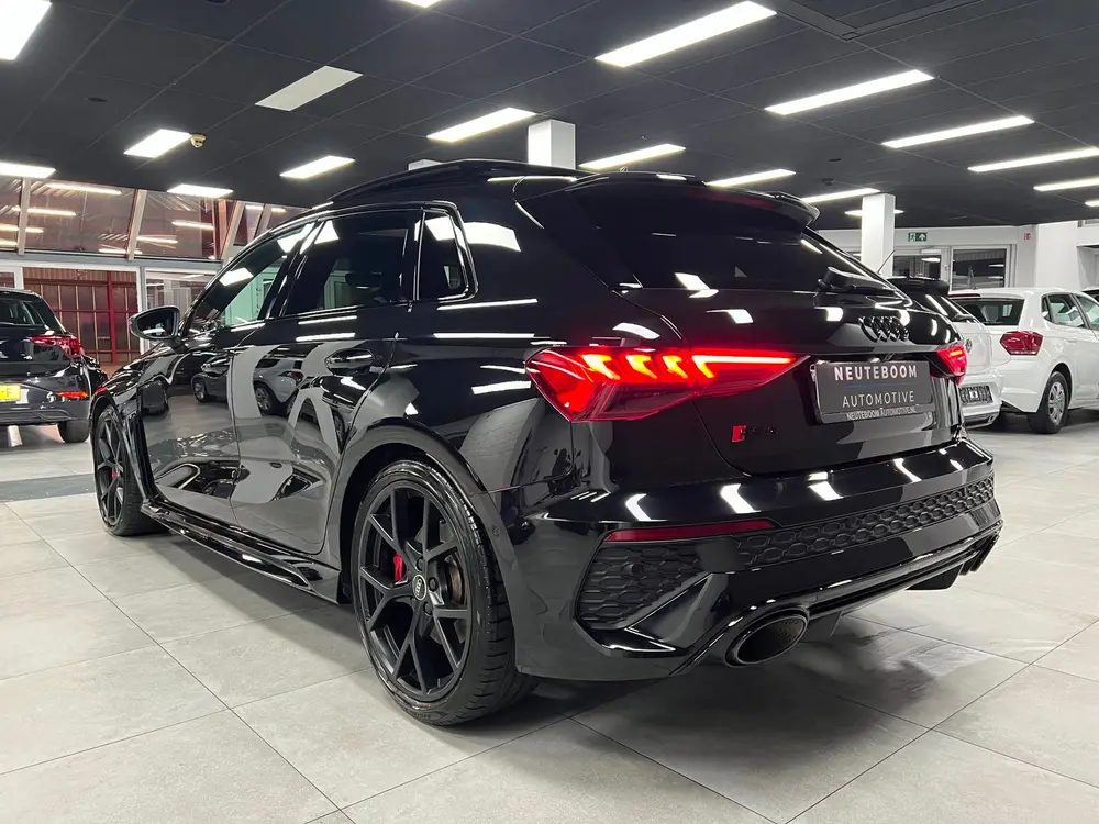 Audi A3 2.5 RS 3 quattro uit 2022, foto 4