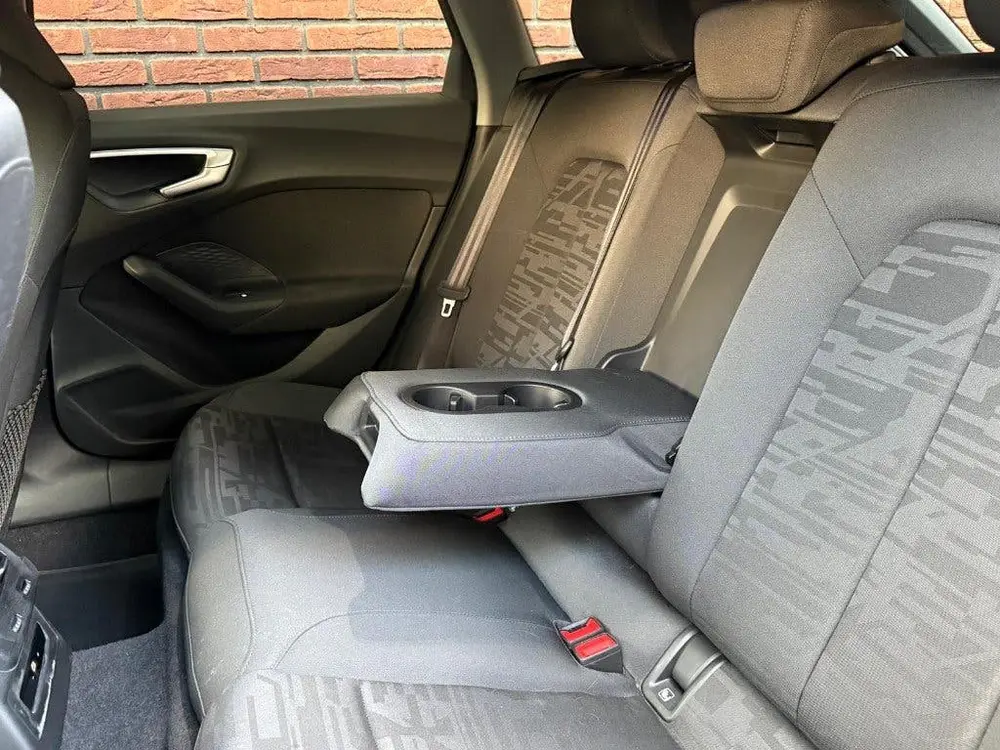 Audi A5 Avant 2.0 e-hybrid quattro S edition 299 P uit 2025, foto 16