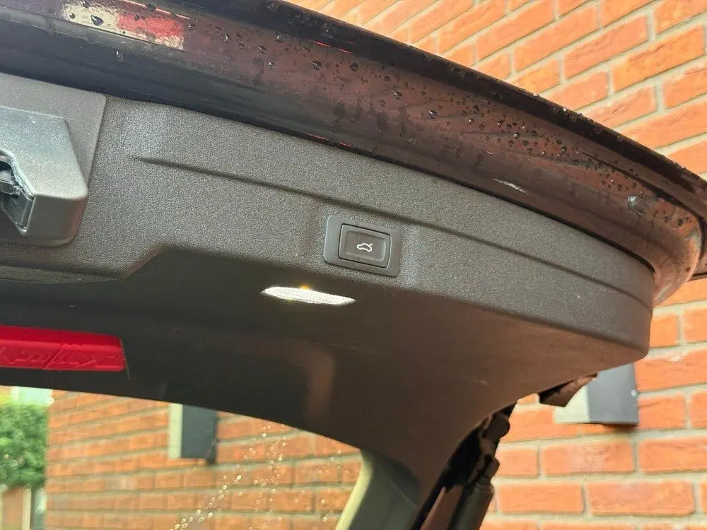 Audi A5 Avant 2.0 e-hybrid quattro S edition 299 P uit 2025, foto 18