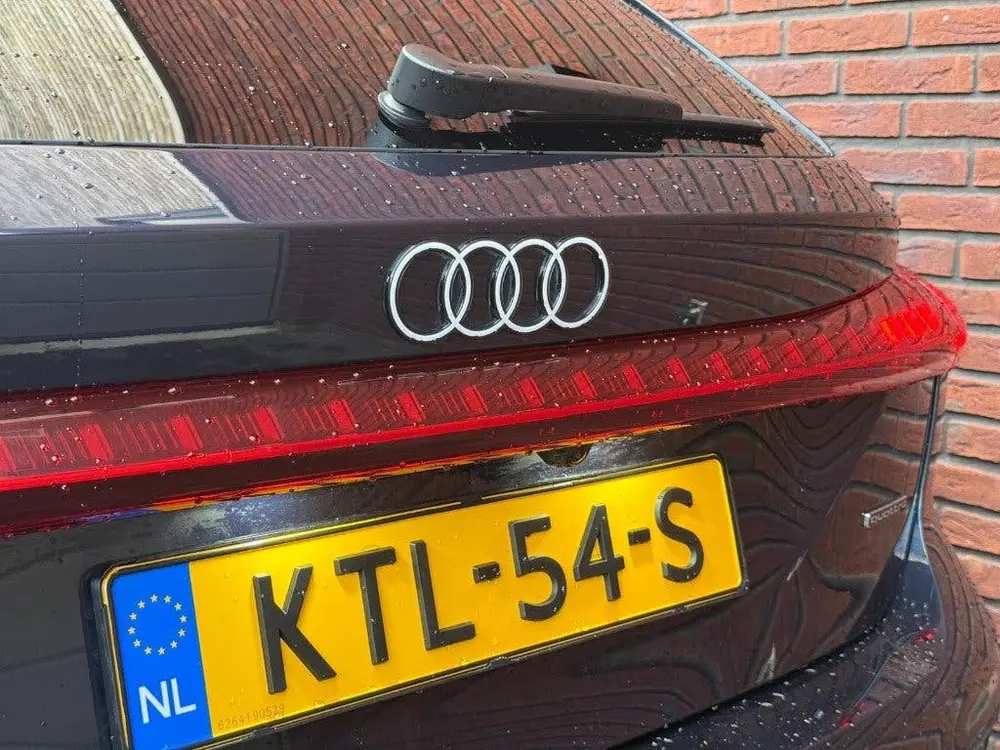 Audi A5 Avant 2.0 e-hybrid quattro S edition 299 P uit 2025, foto 19