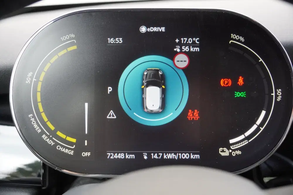 Mini Cooper SE Cooper SE uit 2022, foto 13