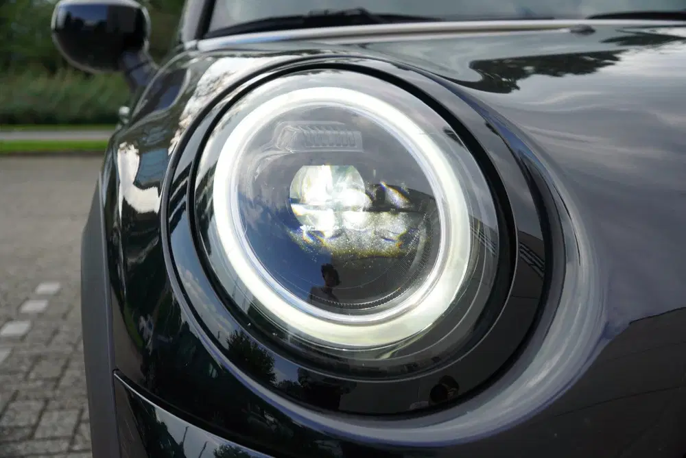 Mini Cooper SE Cooper SE uit 2022, foto 5