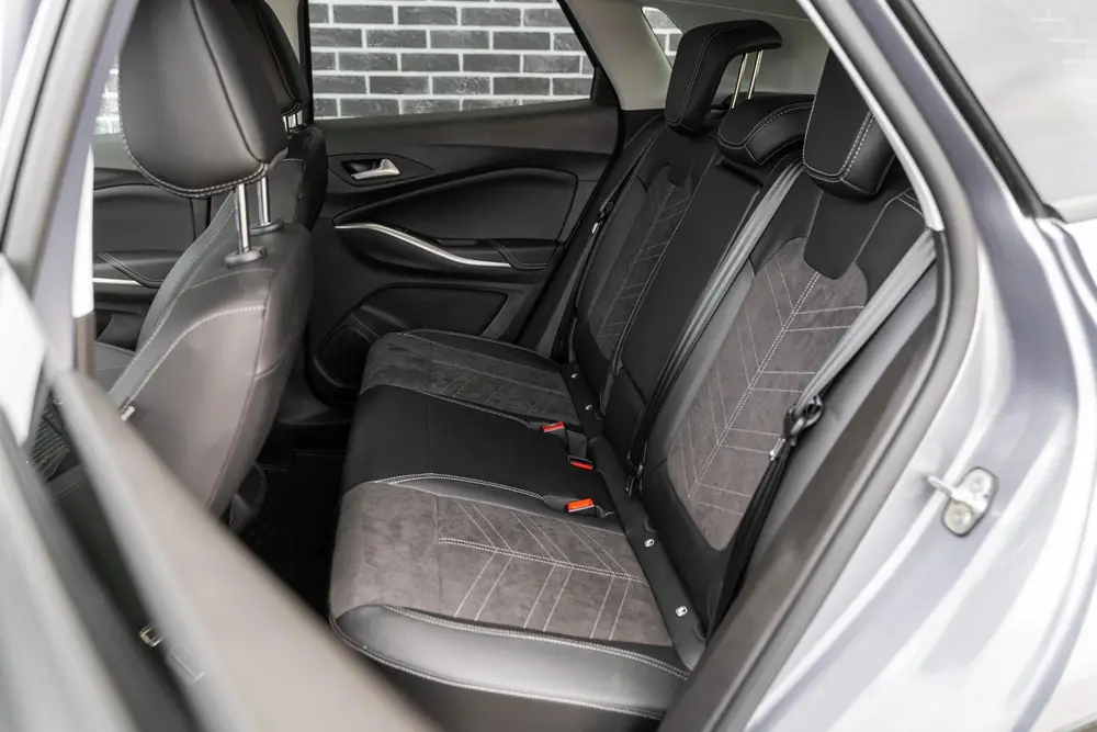 Opel Grandland 1.6 Hybrid GS-Line uit 2023, foto 11