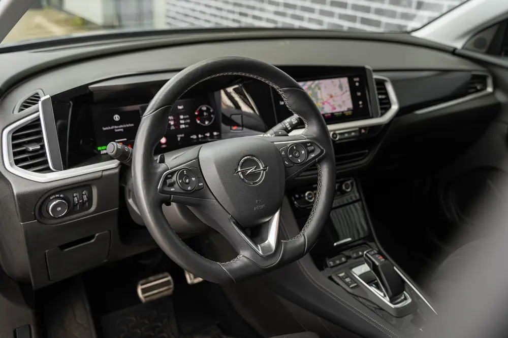 Opel Grandland 1.6 Hybrid GS-Line uit 2023, foto 8